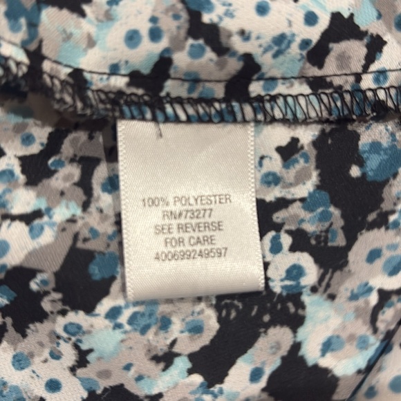 Ladies blouse - Picture 4 of 8